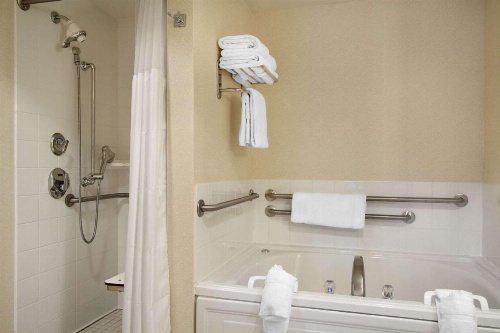 Hilton Garden Inn Ithaca image 40