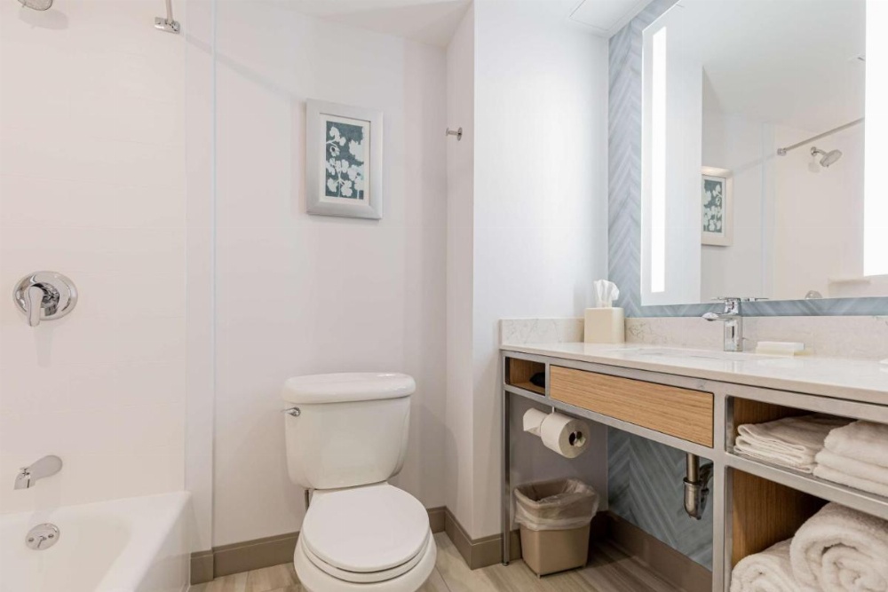 Room image 5